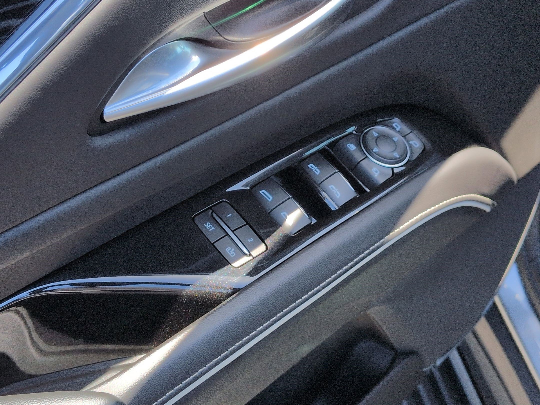 Used 2023 Cadillac Escalade V w/ LPO, ONYX Package AWD/4WD image 15