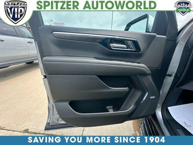 New 2026 Chevrolet Tahoe Premier w/ Sun And Tow Package AWD/4WD image 24