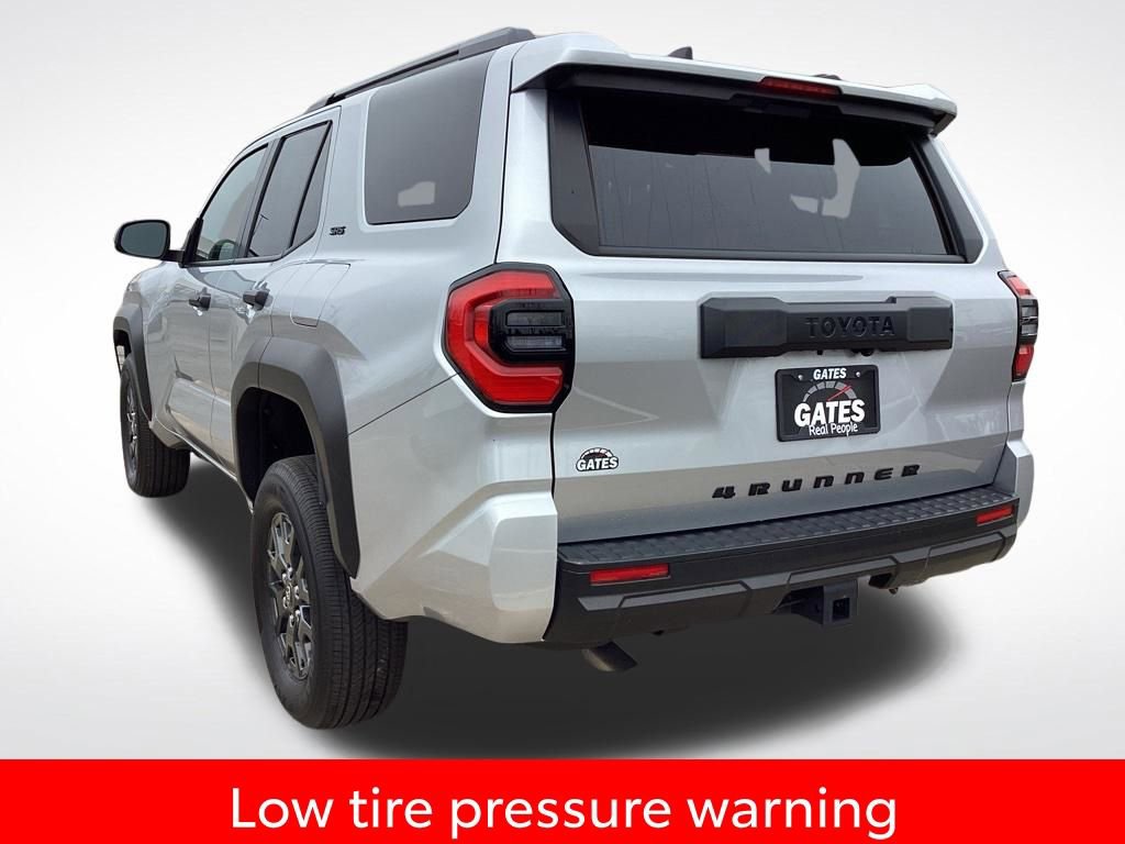 Used 2025 Toyota 4Runner SR5 image 8