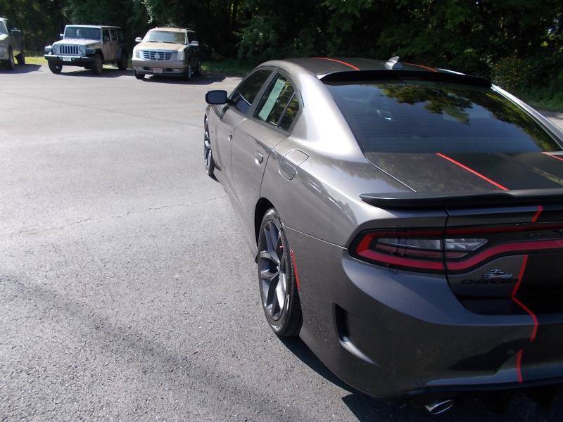 Used 2020 Dodge Charger R/T w/ Blacktop Package RWD image 4