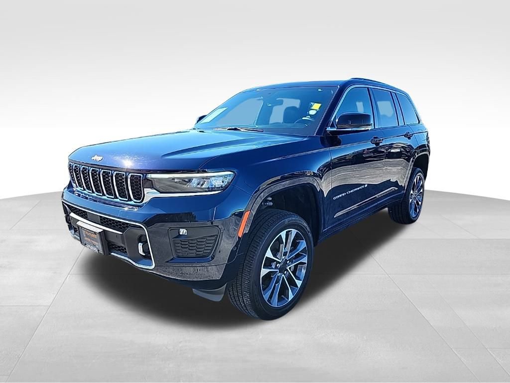Certified 2024 Jeep Grand Cherokee Overland image 9