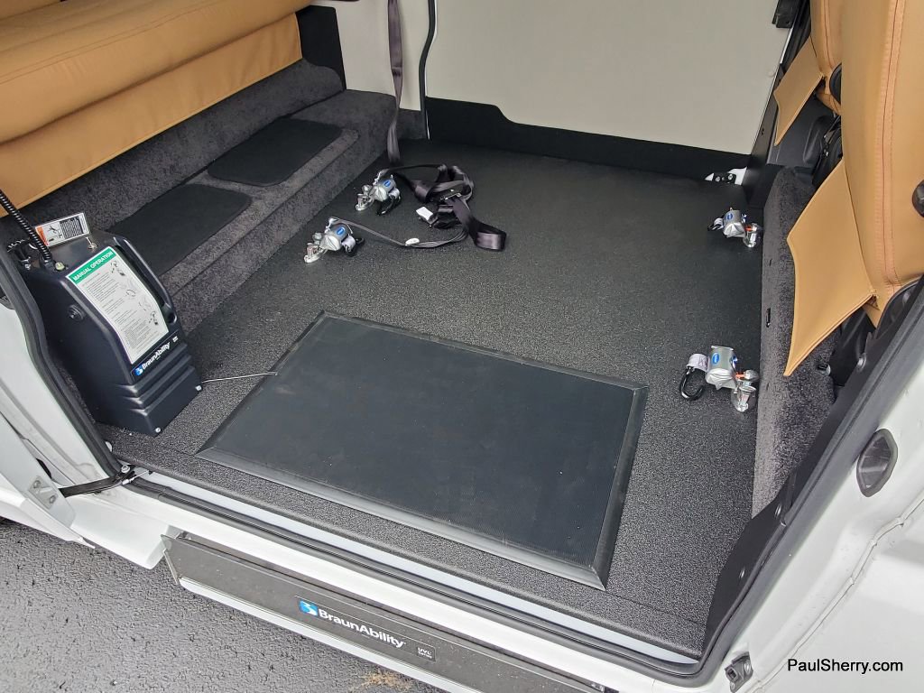 New 2023 RAM ProMaster 2500 w/ Driver Convenience Group image 35