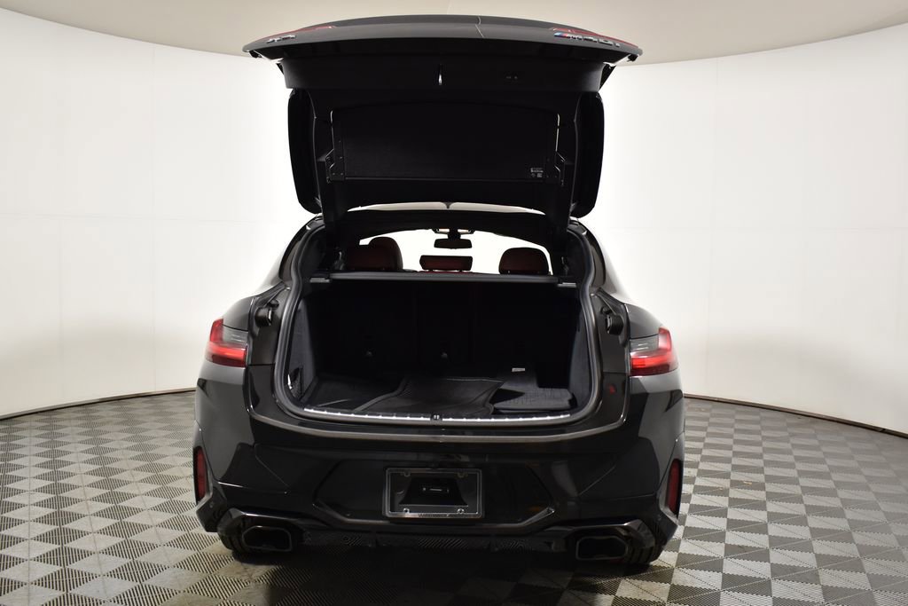 Certified 2024 BMW X4 M40i w/ Premium Package image 37