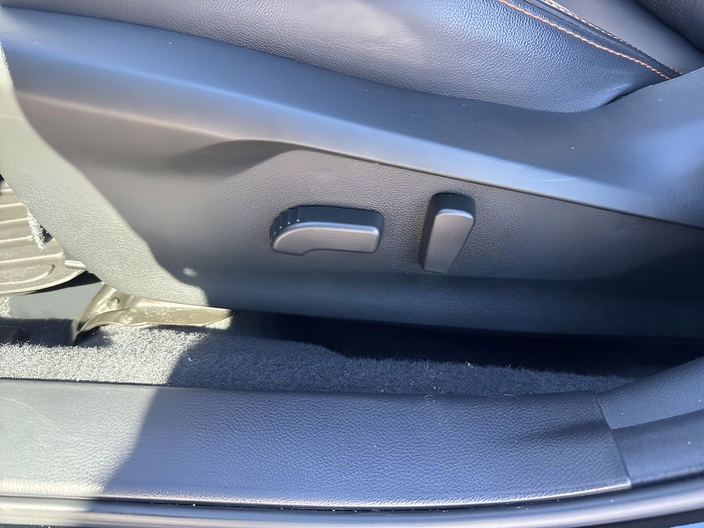 Used 2022 Subaru Crosstrek 2.5i Limited w/ Moonroof Package 2 image 10