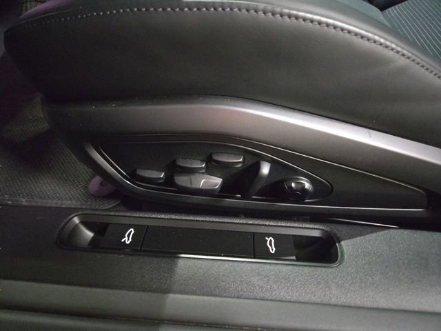 Used 2024 Porsche 911 Turbo S AWD/4WD image 13