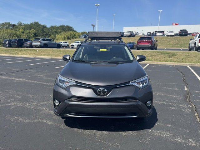 Used 2018 Toyota RAV4 Limited image 8