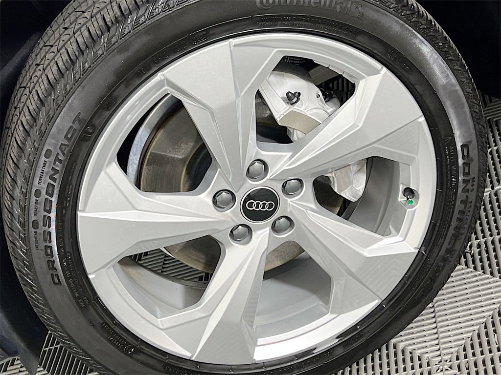 Used 2024 Audi Q5 2.0T Premium Plus image 32