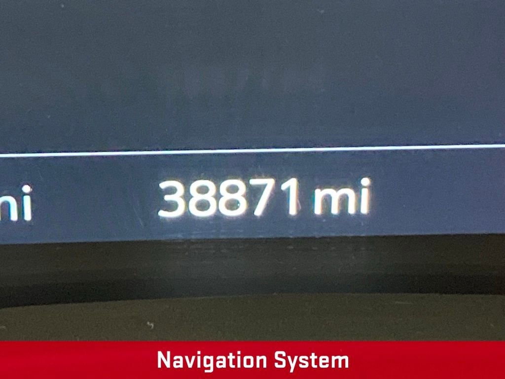 Used 2022 Buick Envision Avenir w/ Technology Package II image 6