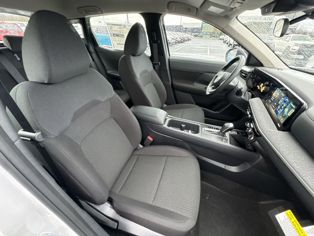 New 2026 Nissan Kicks S image 24