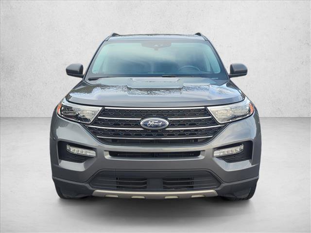 Used 2023 Ford Explorer XLT w/ Equipment Group 202A image 2