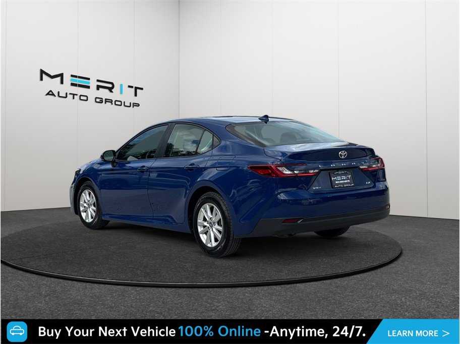 Used 2025 Toyota Camry LE w/ Convenience Package FWD image 7