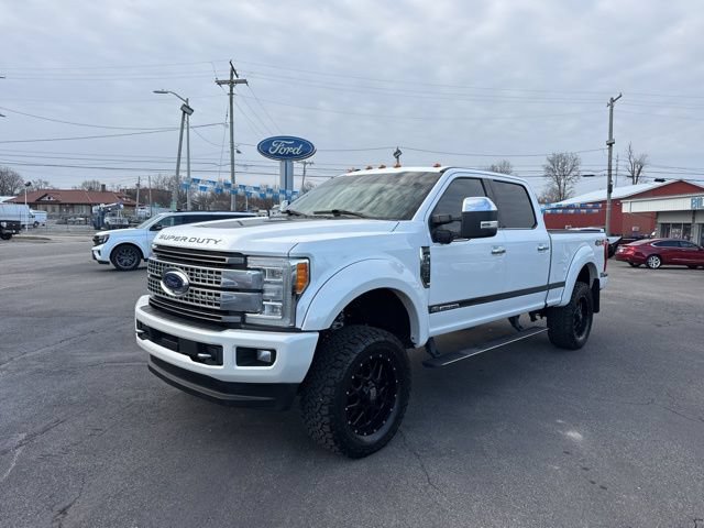 Used 2018 Ford F250 Platinum w/ Platinum Ultimate Package AWD/4WD image 3