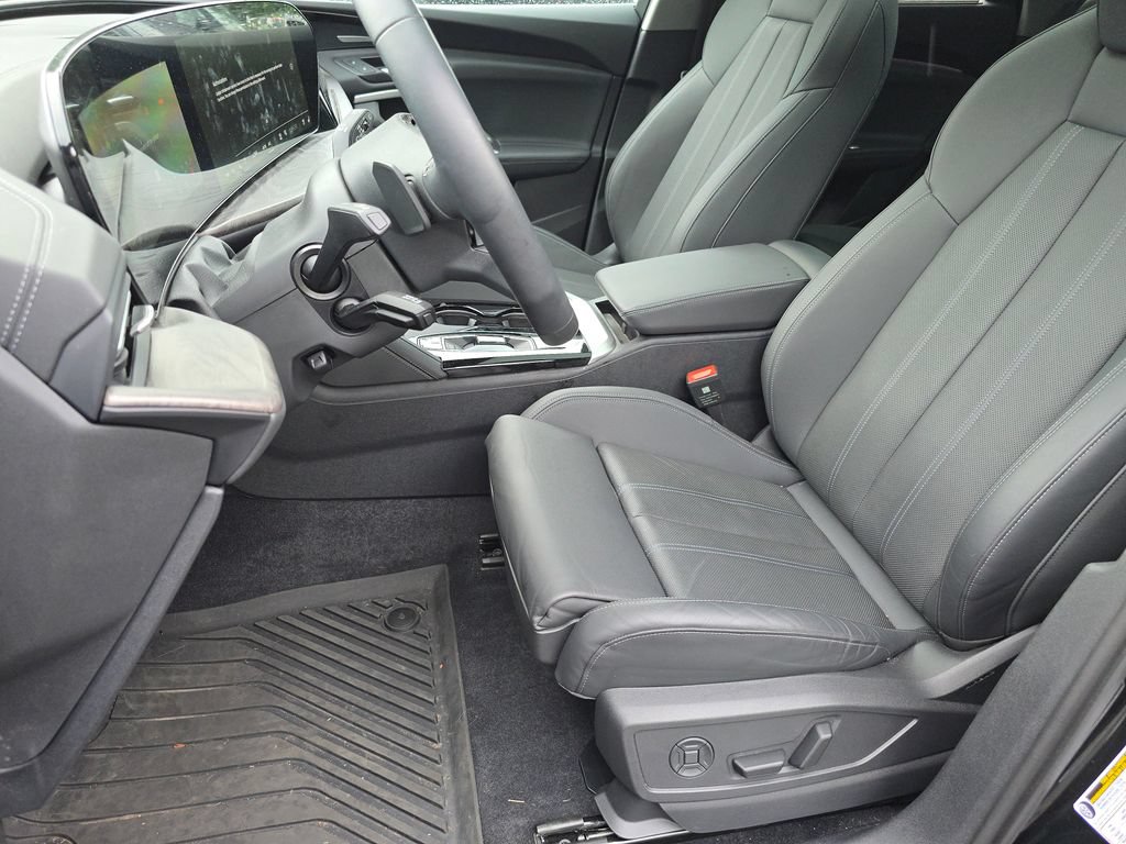 Certified 2025 Audi Q5 Premium w/ Premium Plus AWD/4WD image 24