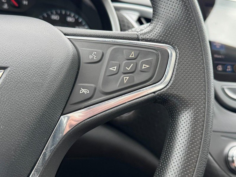 Used 2024 Chevrolet Malibu LT FWD image 17