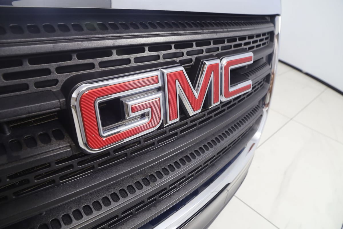 Used 2017 GMC Terrain SLE FWD image 13