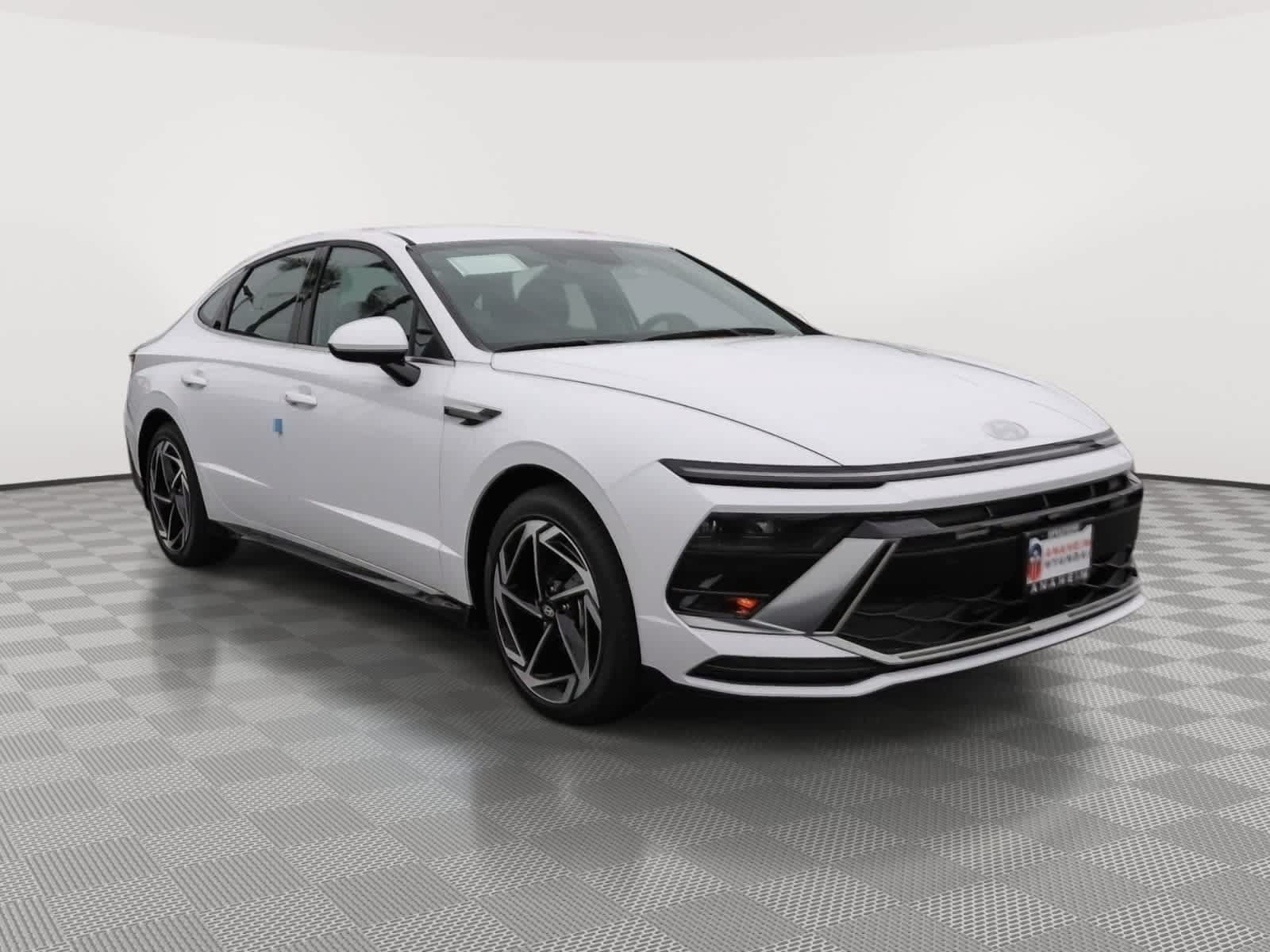 New 2026 Hyundai Sonata SEL FWD image 3