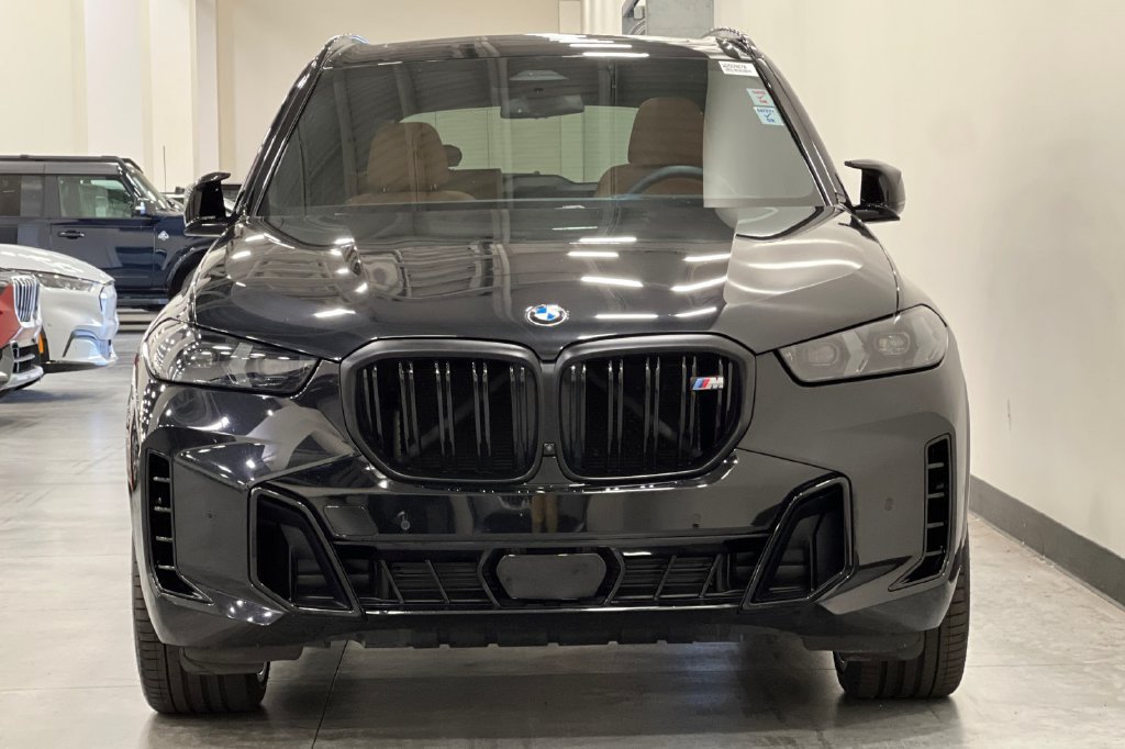 Used 2024 BMW X5 M60i w/ Climate Comfort Package AWD/4WD image 9