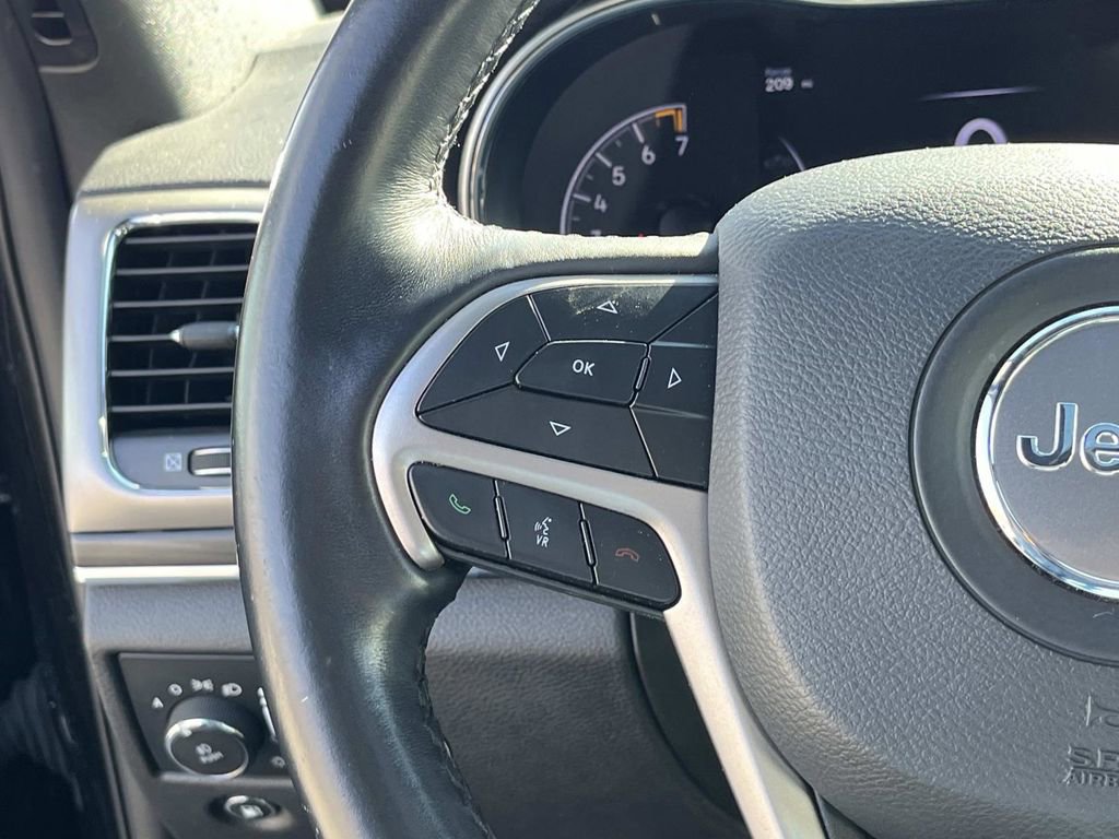 Used 2019 Jeep Grand Cherokee Limited w/ Trailer Tow Group IV image 30