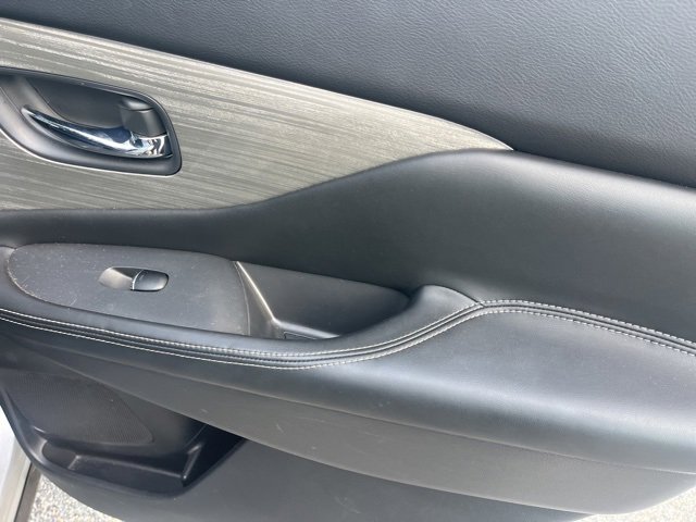 Used 2015 Nissan Murano Platinum w/ Platinum Technology Package image 23