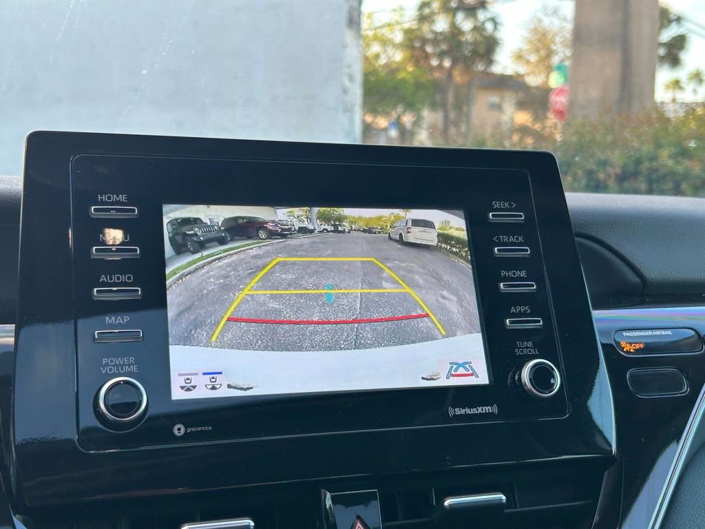 Used 2024 Toyota Camry SE w/ Convenience Package image 24