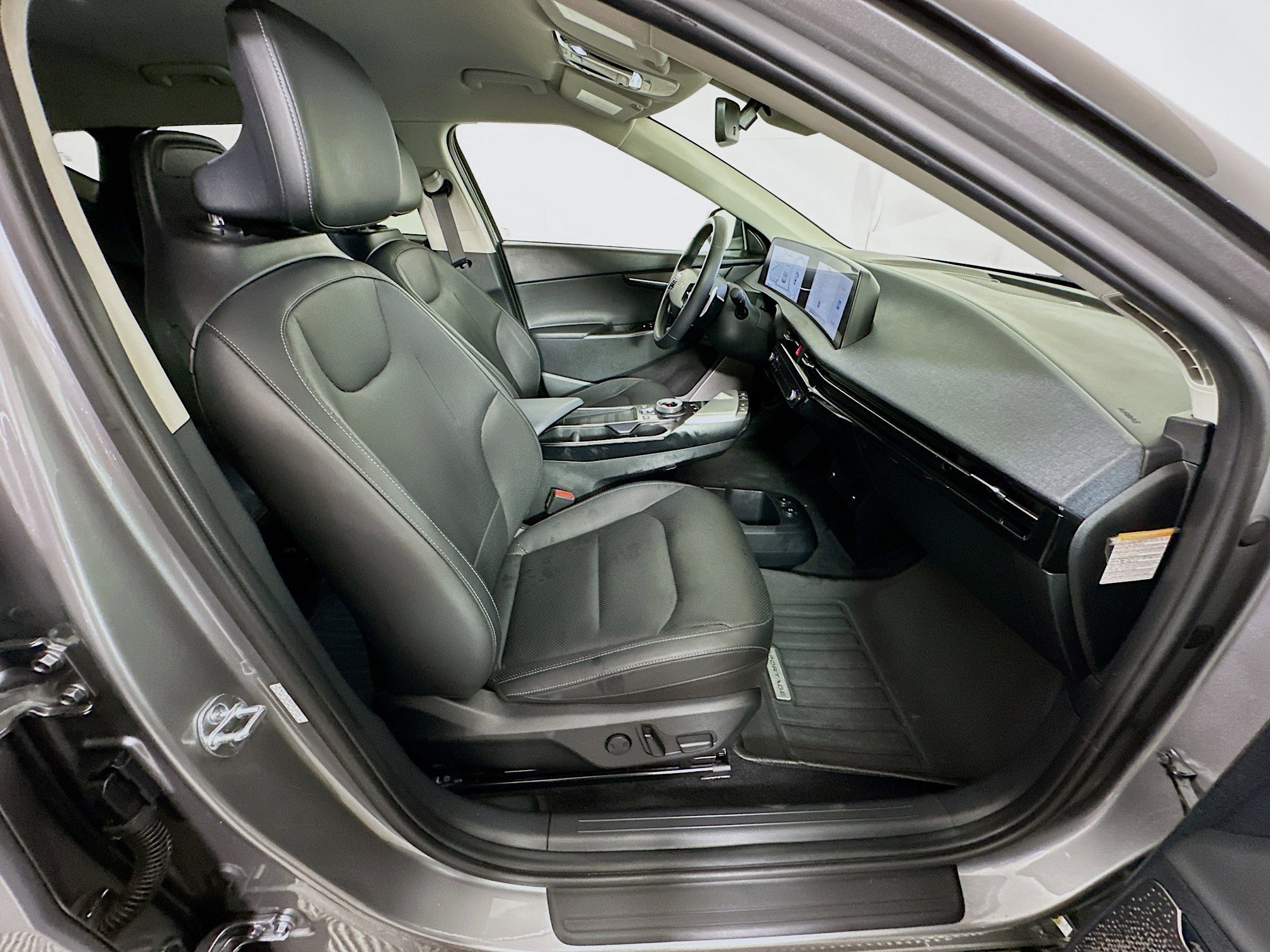 Used 2024 Kia EV6 Wind w/ Wind Technology Package image 32