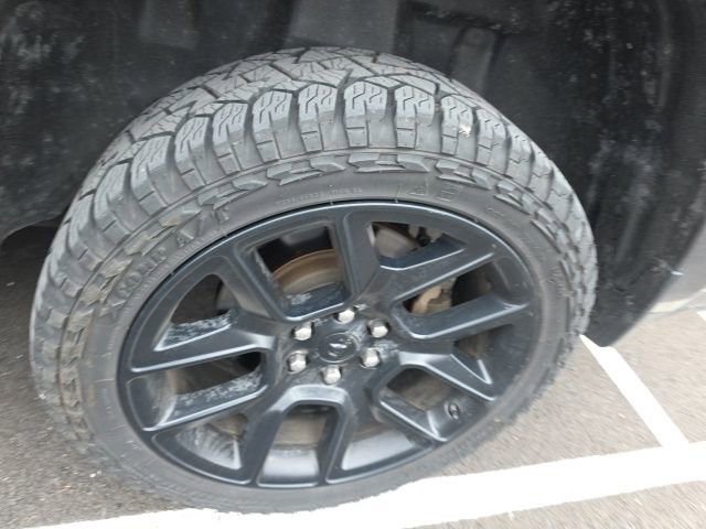 Used 2023 RAM 1500 Laramie image 12