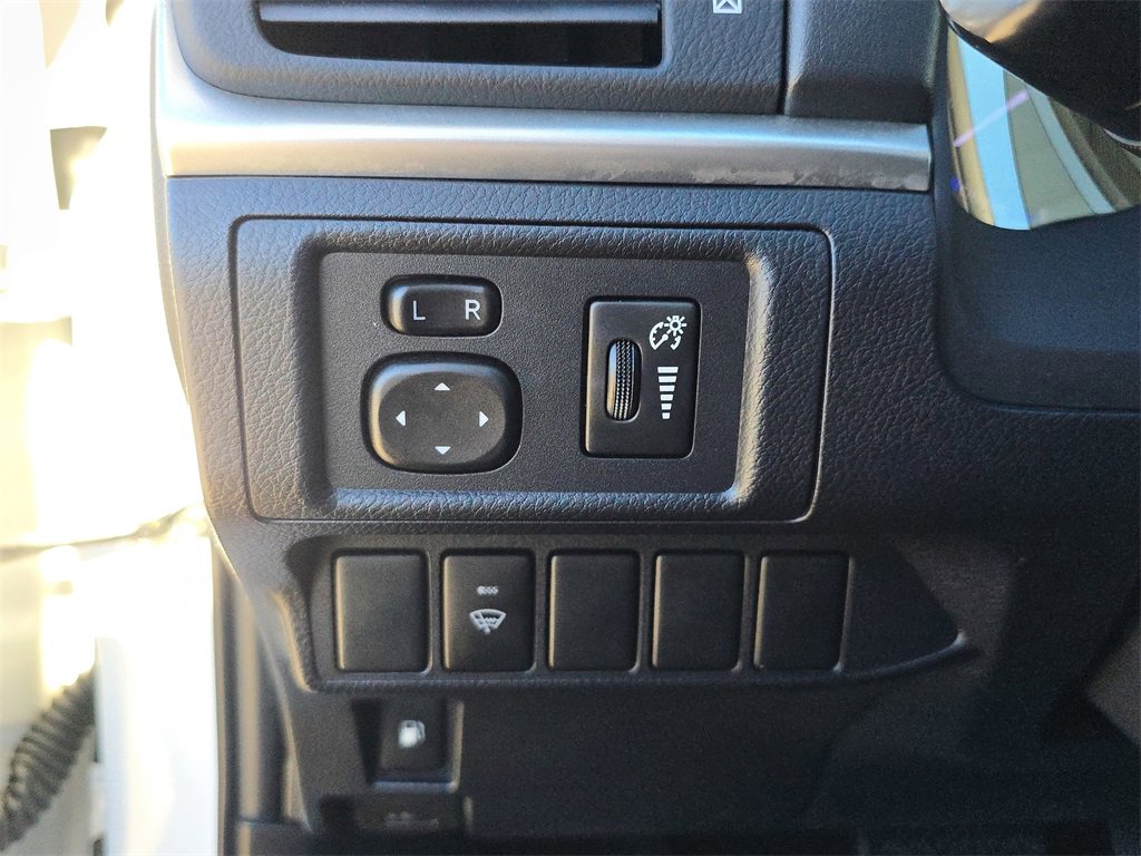 Used 2012 Lexus CT 200h image 31