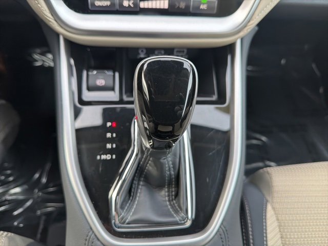 Used 2024 Subaru Outback Premium image 44