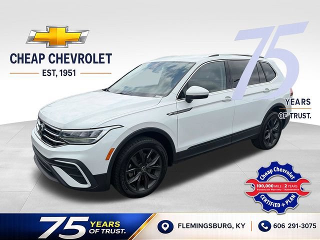 Used 2023 Volkswagen Tiguan SE AWD/4WD image 1