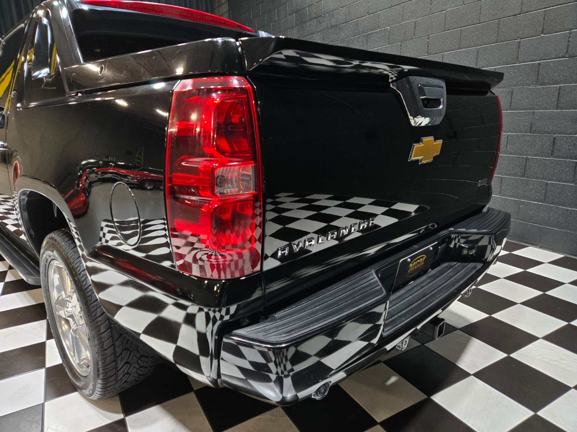 Used 2012 Chevrolet Avalanche LT w/ All-Star Edition image 35