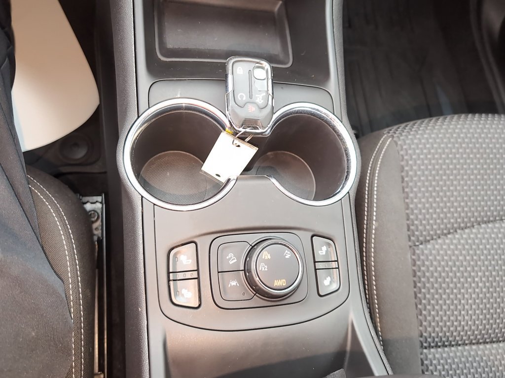 Used 2024 GMC Terrain SLE w/ Driver Convenience Package AWD/4WD image 22