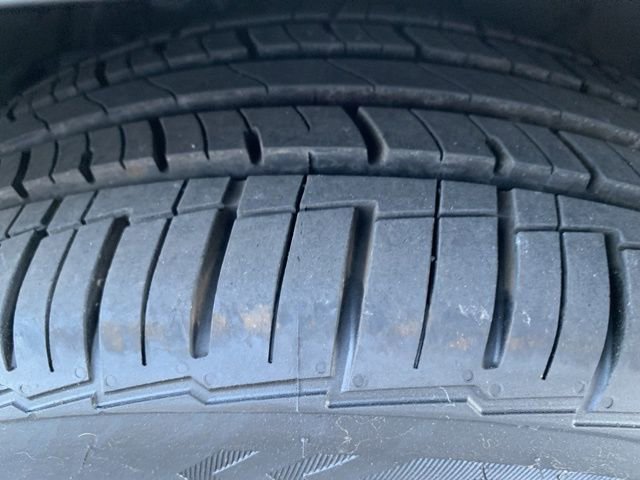 Used 2017 Subaru Impreza 2.0i Premium image 11