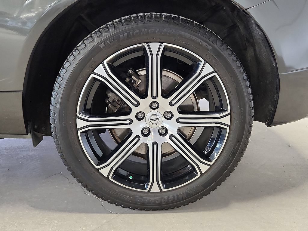 Used 2020 Volvo XC60 T6 Inscription AWD/4WD image 10