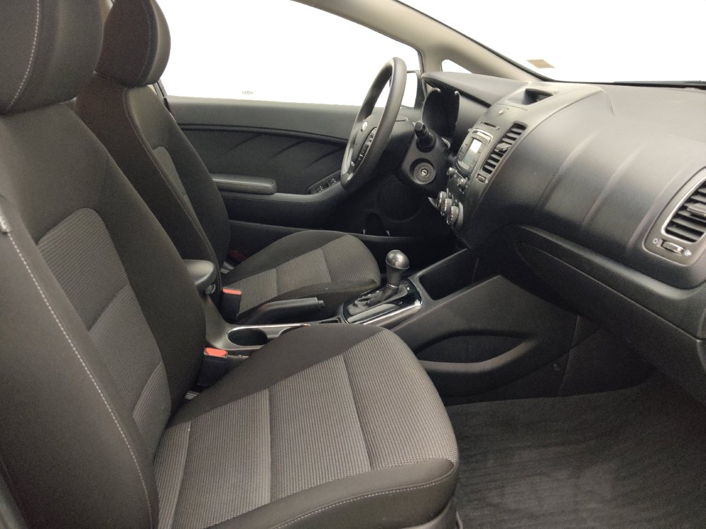 Used 2017 Kia Forte LX FWD image 21