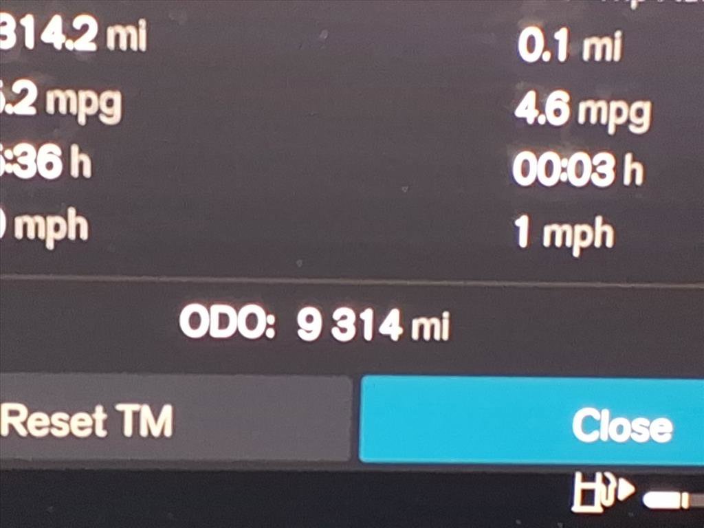 Certified 2025 Volvo XC60 B5 Plus image 20