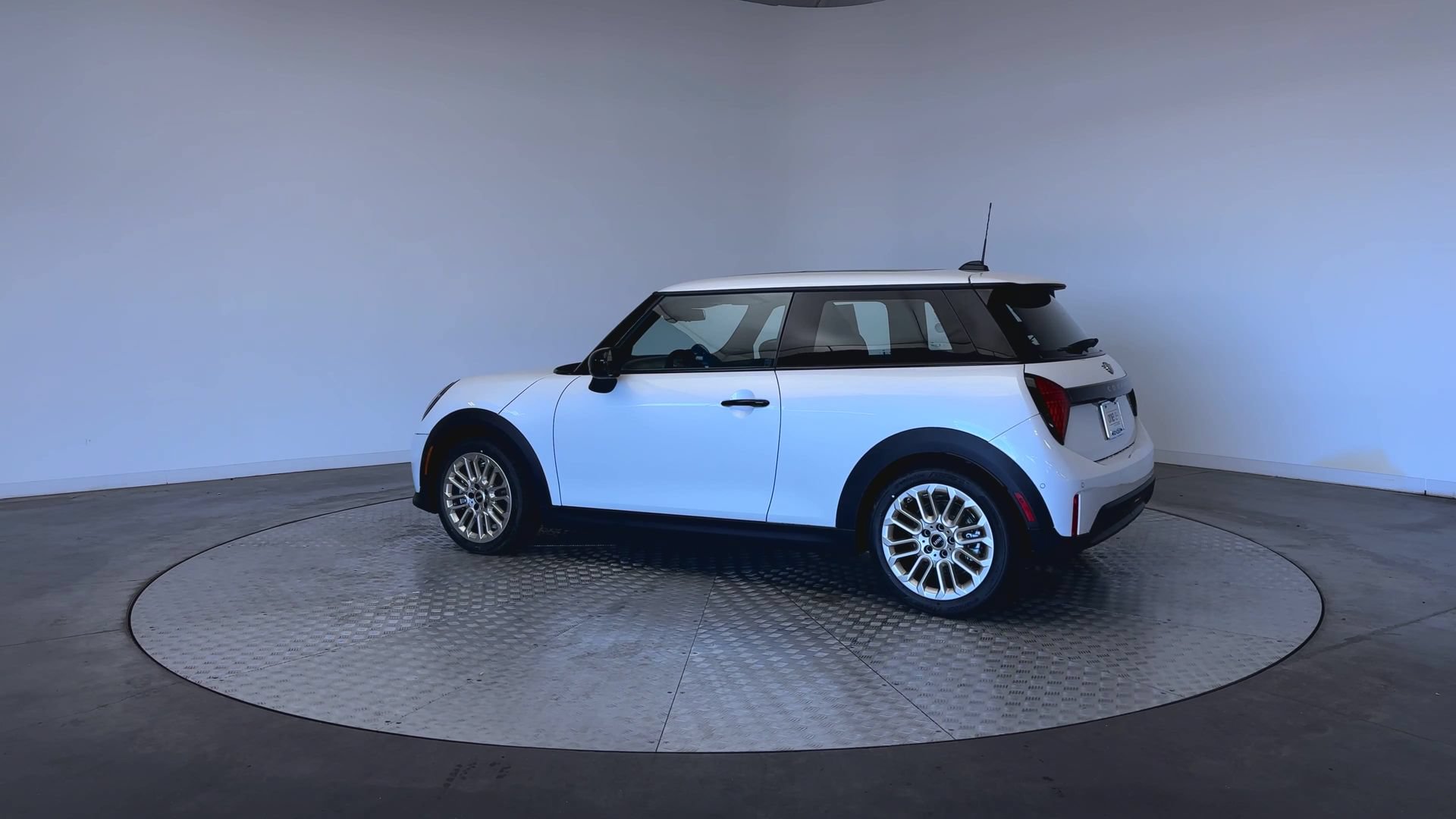 New 2026 MINI Cooper 2-Door Hardtop FWD image 6