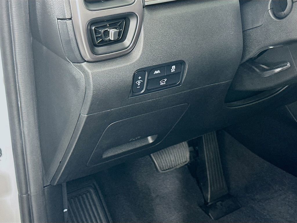 Used 2023 Kia Sorento EX w/ Panoramic Sunroof Package FWD image 10