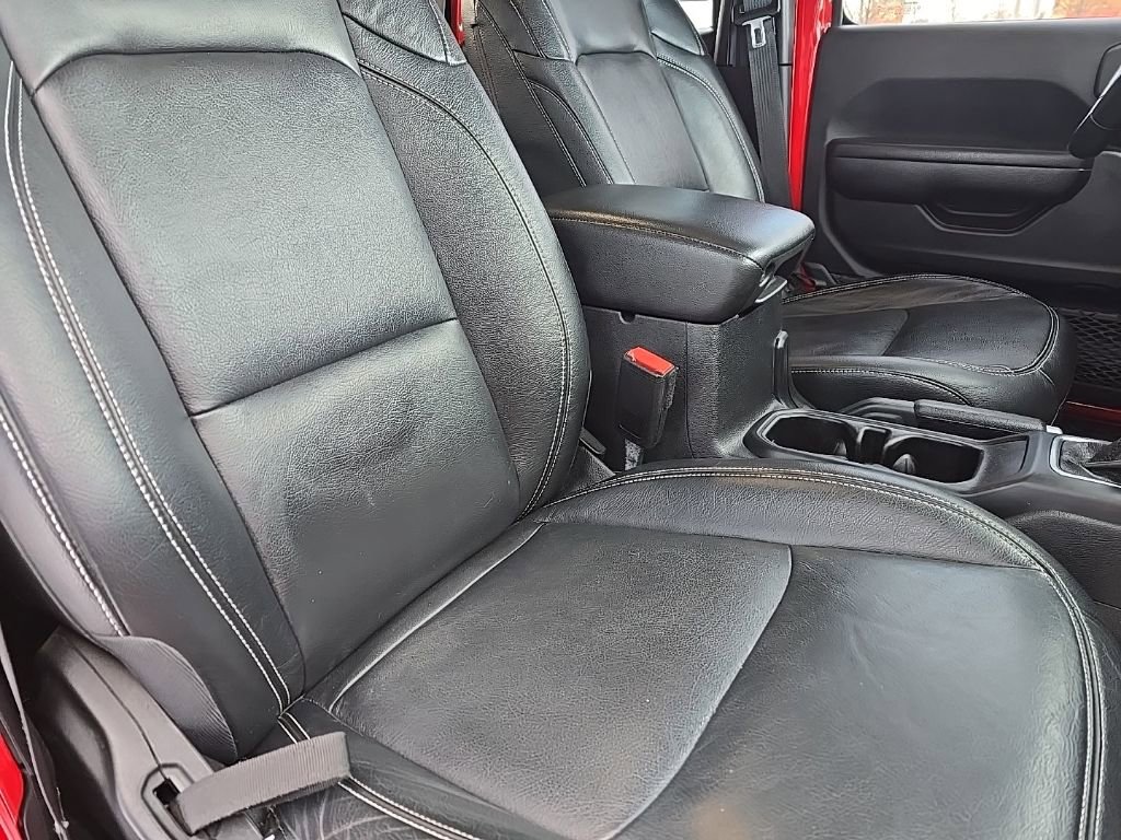 Used 2021 Jeep Gladiator Willys image 27