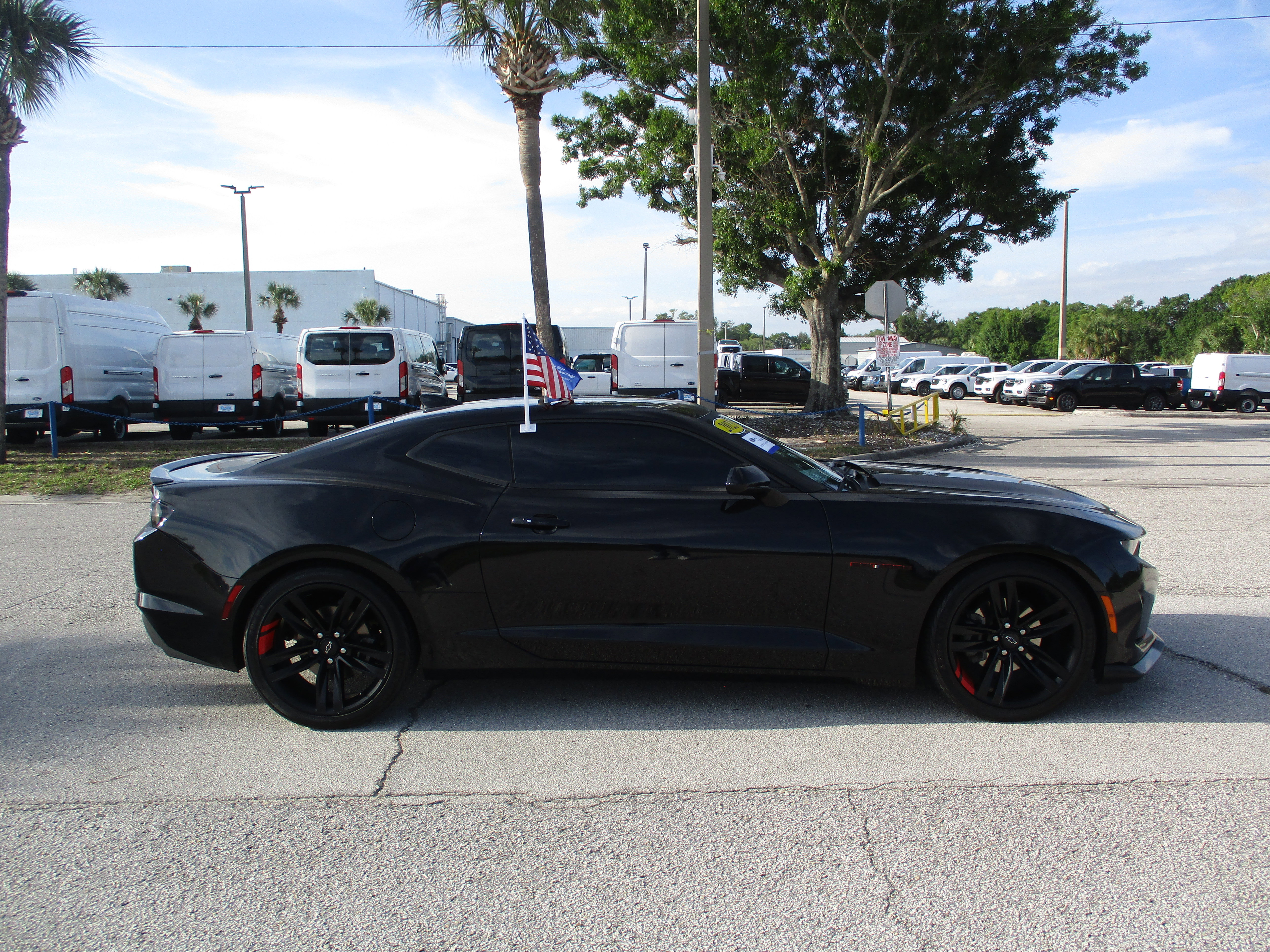 Used 2023 Chevrolet Camaro LT w/ Redline Edition image 8