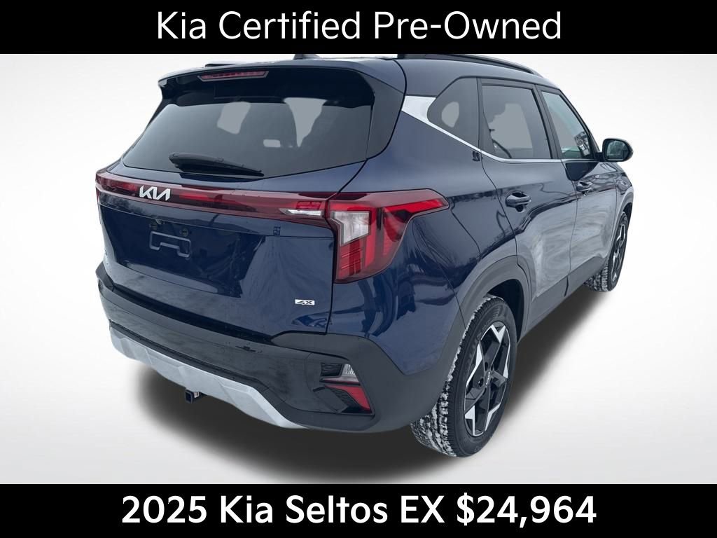 Certified 2025 Kia Seltos EX image 4