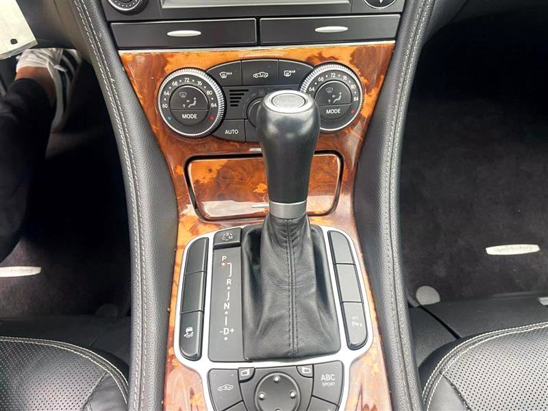 Used 2012 Mercedes-Benz SL 550 image 15