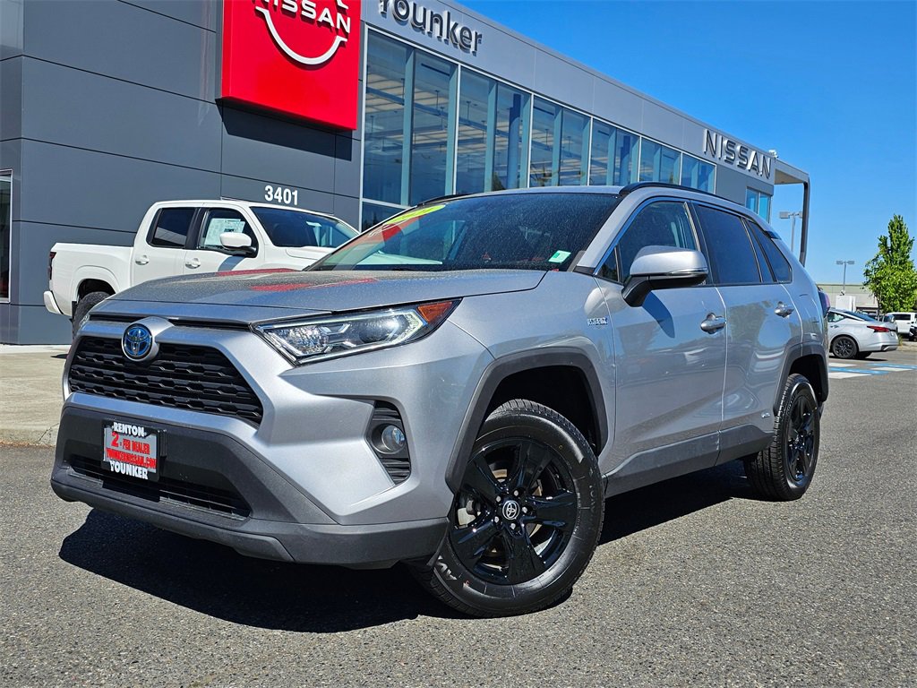 Used 2021 Toyota RAV4 XLE