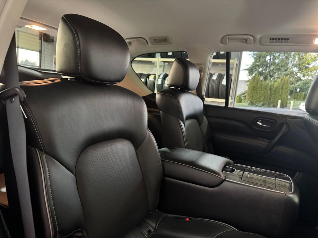 Used 2022 INFINITI QX80 Luxe w/ Cargo Package image 29