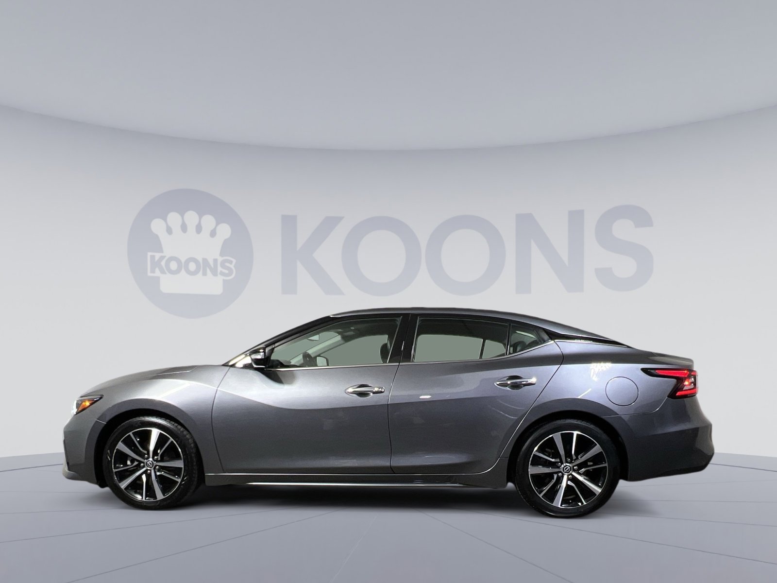 Used 2023 Nissan Maxima SV w/ Floor Mat Group image 2