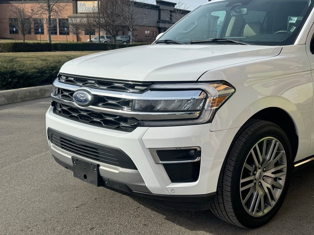 Used 2024 Ford Expedition Max Limited image 11