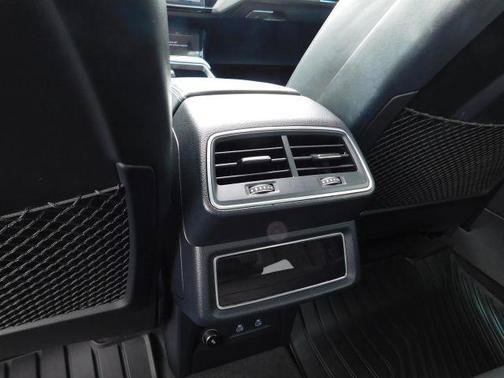 Used 2022 Audi e-tron S Premium Plus AWD/4WD image 14
