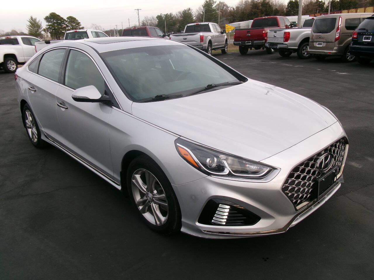 Used 2019 Hyundai Sonata Sport image 4