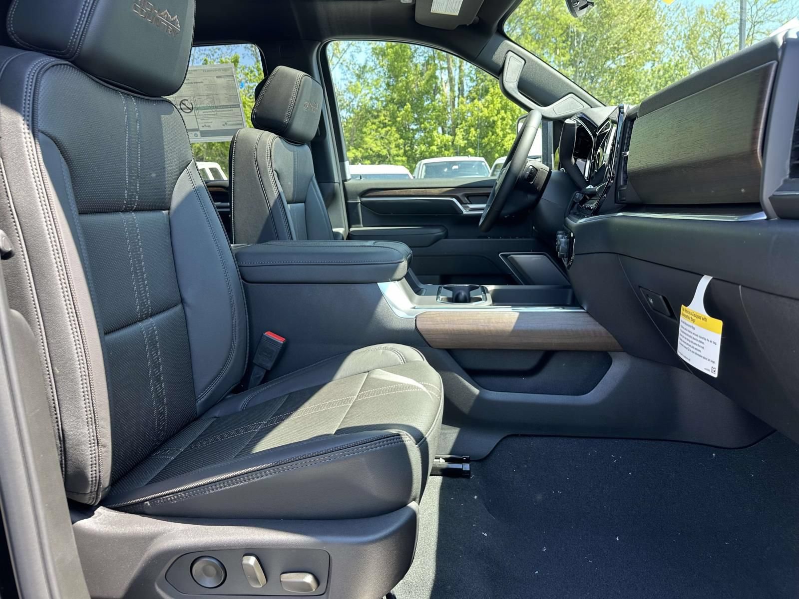 New 2026 Chevrolet Silverado 2500 High Country w/ High Country Premium Package AWD/4WD image 25