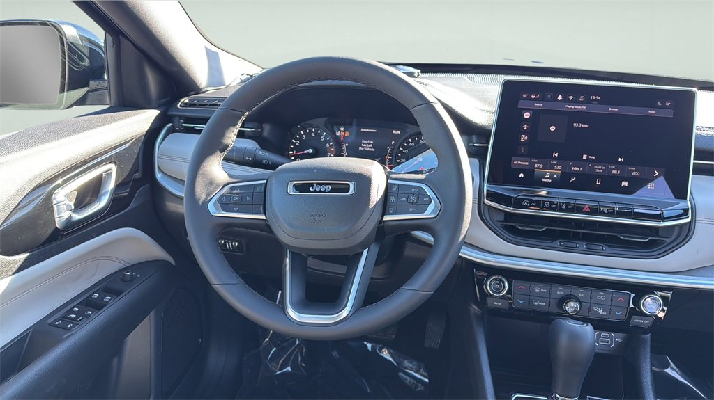 New 2026 Jeep Compass Limited image 15