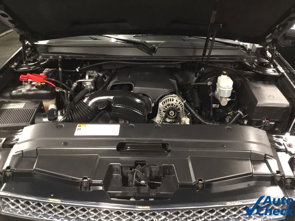 Used 2012 Chevrolet Avalanche LTZ image 43